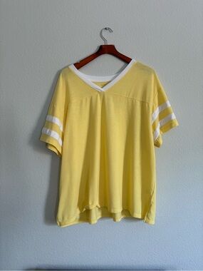 EUC Lane Bryant Yellow V-Neck Short Sleeve Top with White Stripes